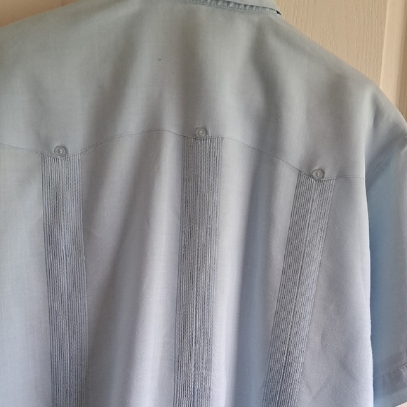 Men's Light Blue Dress Shirt - Picture 8 of 9